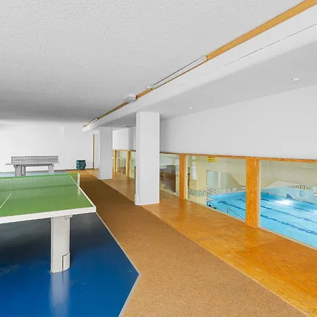 Lägenhet Wipfelglueck Mit Pool Und Sauna